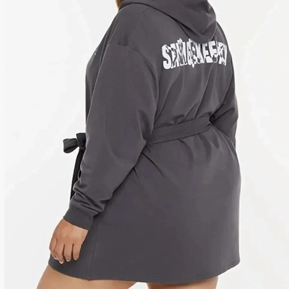 Savage X Fenty Bath Robe Forever Savage Showgirl Short Hooded Belted Gray XS S - Picture 2 of 13
